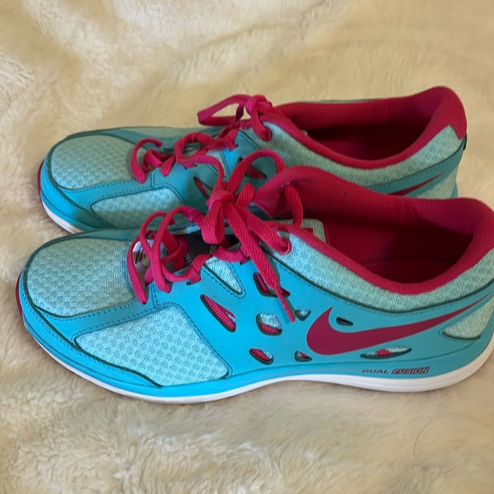 NIKE’S